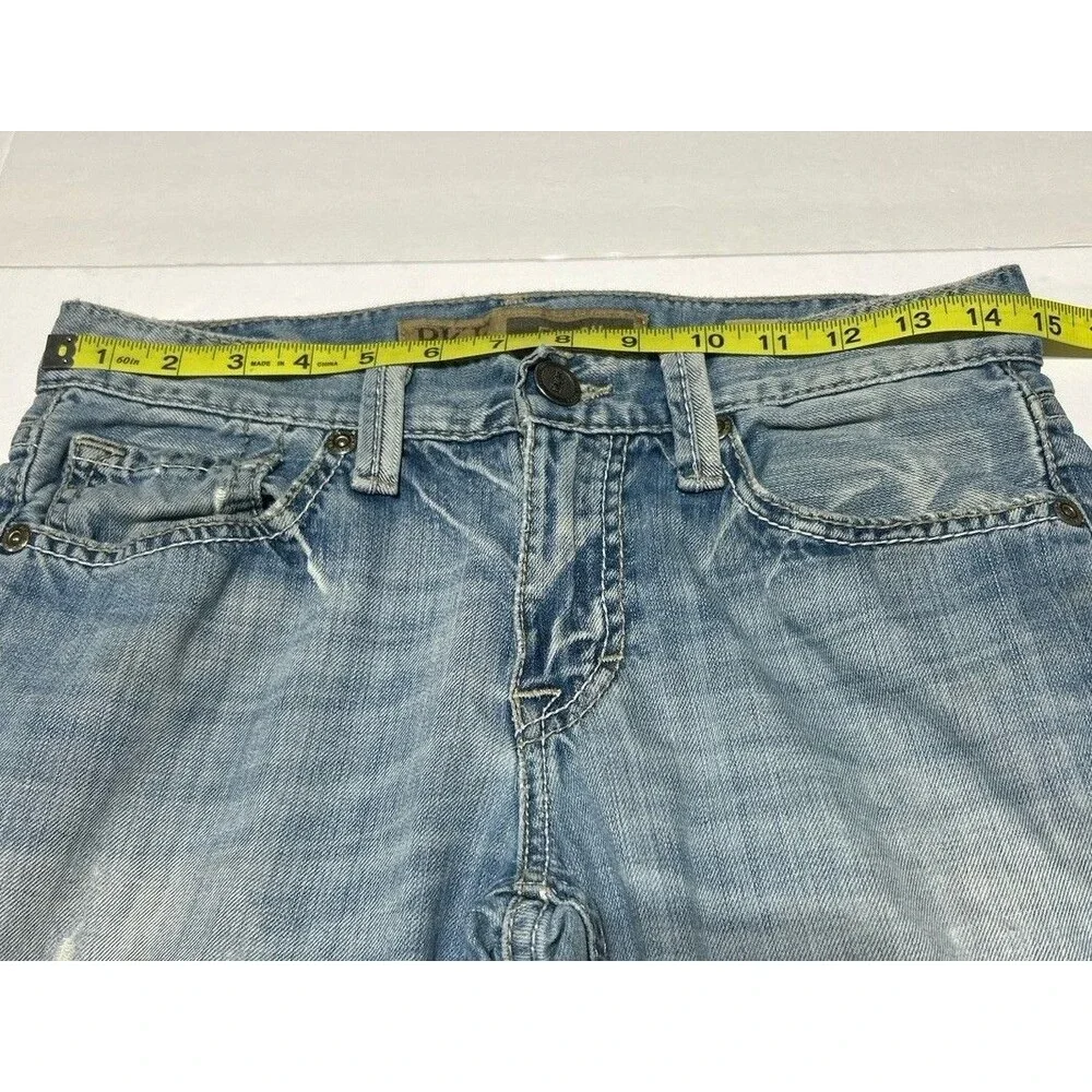 BKE Fulton Men's Blue Boot Cut Jeans Size 29x32 Light Wash